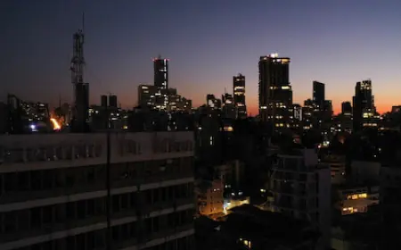 انقطاع التيار الكهربائي كليا في لبنان