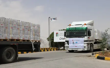 122 شاحنة جديدة من المساعدات الإنسانية عبرت لأهلنا في غزة