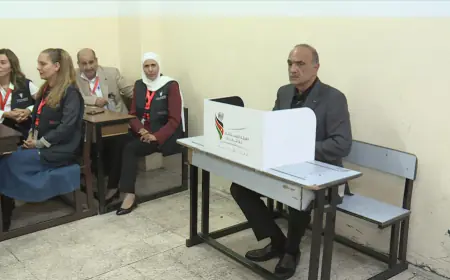 الخصاونة يدلي بصوته في الانتخابات النيابية