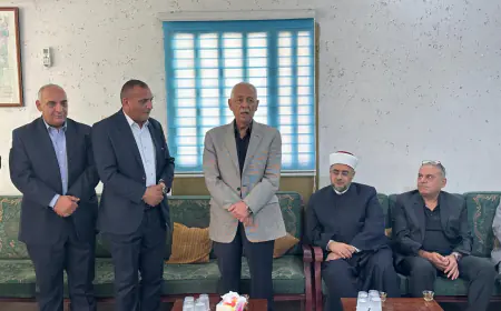 مندوبا عن الملك وولي العهد...العيسوي يعزي آل الجمال