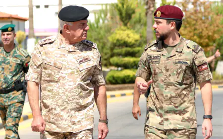 نائب الملك يتابع جانبا من تمرين عسكري في كلية القيادة والأركان الملكية الأردنية