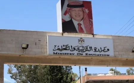 إصابة 36 طالبا ومعلمتين بعد استنشاق دخان تسرب من مصنع