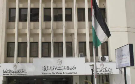 أمين عام سلطة وادي الاردن يتفقد احوال مزارعي الاغوار الجنوبيه