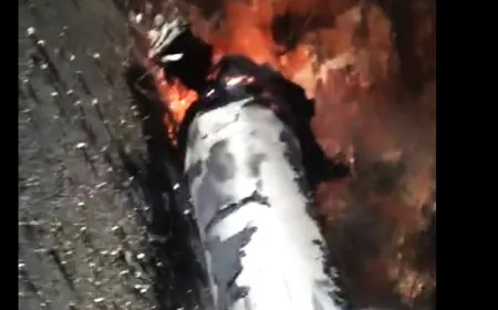 بالفيديو.. بقايا صاروخ يسقط بمنطقة في الأردن