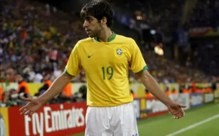 أفضل 10 نجوم سجلوا من الركلات الحرة في تاريخ كرة القدم