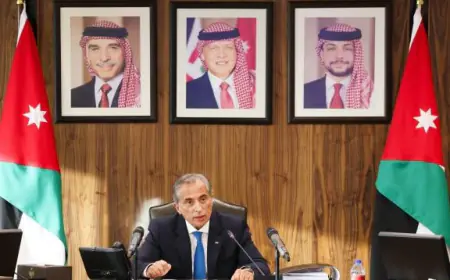 رئيس الوزراء يلتقي سفراء من دول الخليج العربية