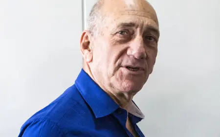 أولمرت: نتنياهو عدو إسرائيل الحقيقي وليس حماس وإيران