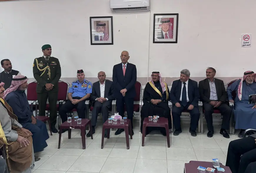 مندوبا عن الملك وولي العهد.. العيسوي يعزي بوفاة مصطفى الخرشة