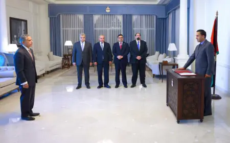 العدوان والمحادين والهباهبة يؤدون القسم امام رئيس الوزراء