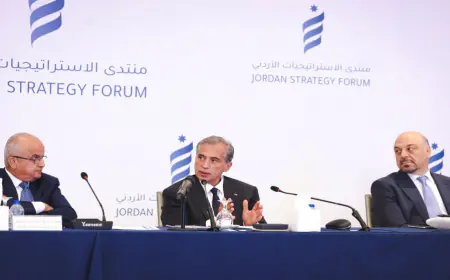 رئيس الوزراء يلتقي مستثمرين واقتصاديين من مختلف القطاعات