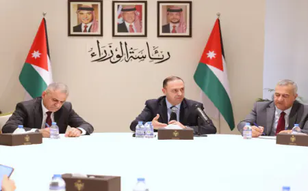 المومني يلتقي رؤساء تحرير الصحف اليومية لمناقشة المشهد الإعلامي الوطني