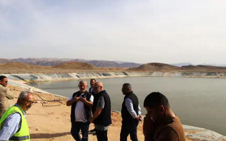 بالصور.. وزير المياه والري يتفقد عدة مشاريع تنموية  في وادي عربة