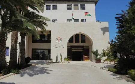 ما هي الحالات التي يجوز فيها منح الموظف إجازة بدون راتب (التفاصيل)