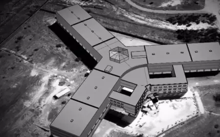 100 ألف دولار لمن يفك شيفرة الأبواب الإلكترونية لسجن صيدنايا (فيديو)