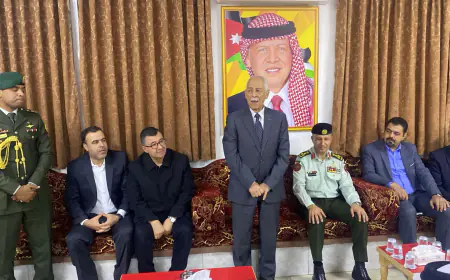 مندوبا عن الملك وولي العهد.. العيسوي يعزي عشيرة القضاة