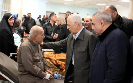 العيسوي ينقل للمصابين بحريق "الأسرة البيضاء" تمنيات الملك لهم بالشفاء العاجل