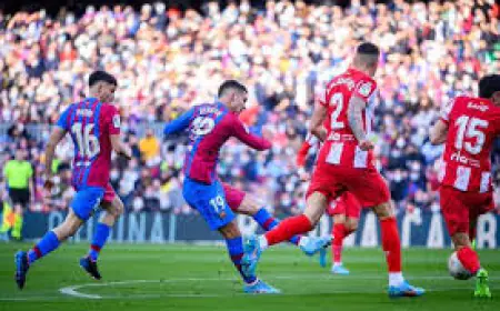 موعد والقنوات الناقلة لمواجهة برشلونة ضد أتلتيكو مدريد