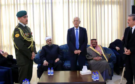 مندوبا عن الملك وولي العهد.. العيسوي يعزي آل التلهوني