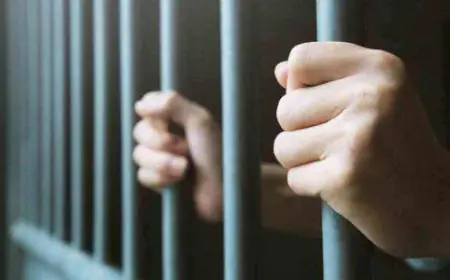 الفراية يوعز بالإفراج عن 399 موقوفاً إداريا