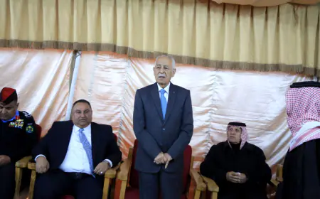 مندوبا عن الملك وولي العهد.. العيسوي يعزي بوفاة الرائد أمجد بني خالد