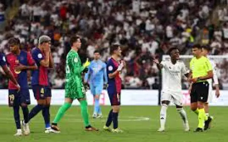 لماذا رفض حكام السوبر الإسباني (هدايا) من ريال مدريد ؟