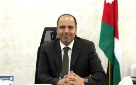 إحالة أمين عام وزارة الشباب الجبور إلى التقاعد