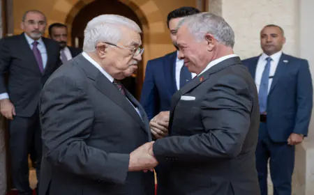 الملك يؤكد لعباس رفض أي محاولات لتهجير الفلسطينيين في غزة والضفة الغربية