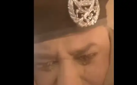 بالفيديو.. إجلاء عدد من مرتبات الأمن العام حوصروا بسبب الغبار الكثيف بالجفر