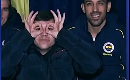 هذا ما فعله مورينيو مع مشجع تركي (فيديو)