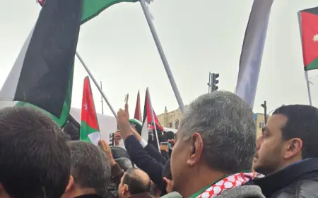 مشاركة فاعلة لحزب البناء والعمل في الوقفة التضامنية دعما للملك ورفضا للتهجير