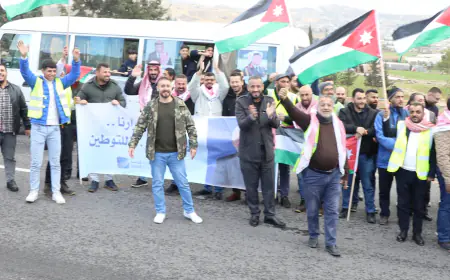 مع الملك..  كوادر شركة كهرباء اربد (فيديو وصور)
