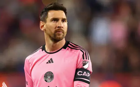 ميسي يغيب عن مباراة فريقه لسبب غريب