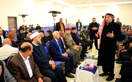 مندوبا عن الملك وولي العهد.. العيسوي يعزي عشيرة الطويقات