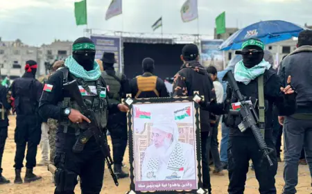 لماذ رفعت كتائب القسام صورة لمفتي سلطنة عُمان؟