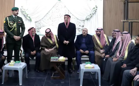 مندوبا عن الملك وولي العهد.. العيسوي يعزي بوفاة نجل الفنان حابس حسين