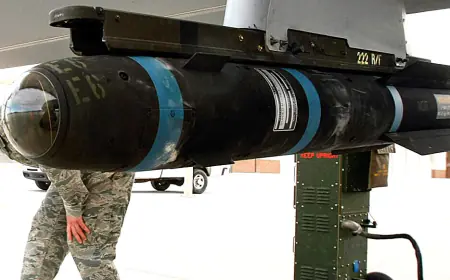 لأول مرة.. الجيش الأمريكي يكشف عن (صاروخ النينجا) القاتل بدون انفجار (فيديو)