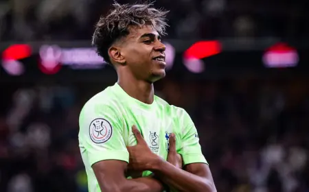 بين التدريبات وتجهيز الإفطار.. هكذا يقضي لامين يامال شهر رمضان