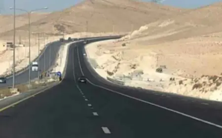 إعادة فتح الطريق الصحراوي