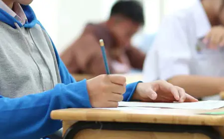 تحديد دوام المدارس بعد العيد