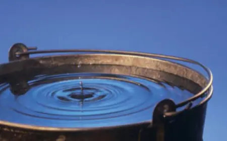 مأساة في الأغوار الشمالية.. وفاة طفلة غرقًا بدلو ماء