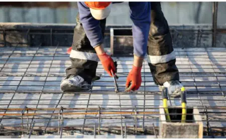 الحكومة تقترح  تخفيض رسوم تصاريح العمل للوافدين بنسبة 30%