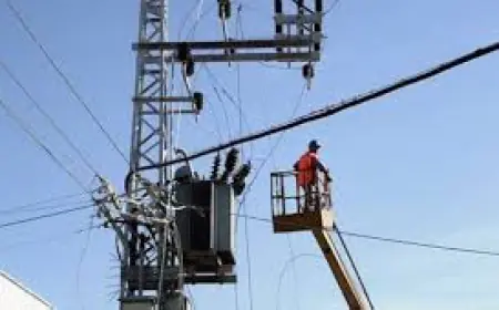 فصل مبرمج للتيار الكهربائي عن مناطق بلواء الوسطية الاثنين(أسماء)