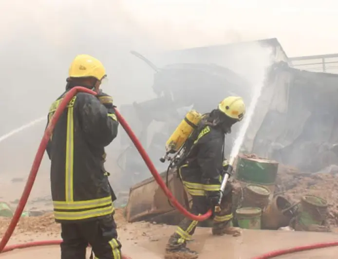 حريق مخلفات في مكب الظليل والدفاع المدني يسيطر دون إصابات