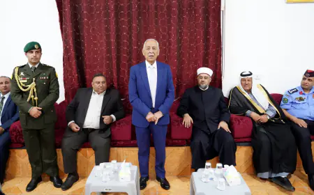 مندوبا عن الملك وولي العهد.. العيسوي يعزي عشائر الزيود وبني خالد والزبن