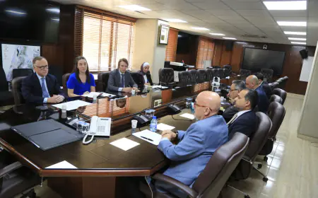 وزير المياه يستعرض مشاريع استراتيجية ينوي الأردن تنفيذها لتأمين مصادر مائية