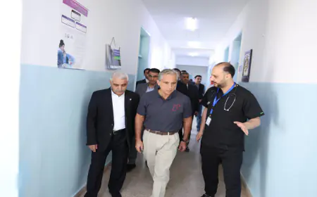 رئيس الوزراء يتفقد عددا من المرافق في منطقة وادي عربة