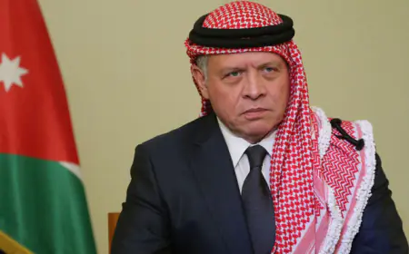 الملك يهنئ بالعيد الوطني لليمن