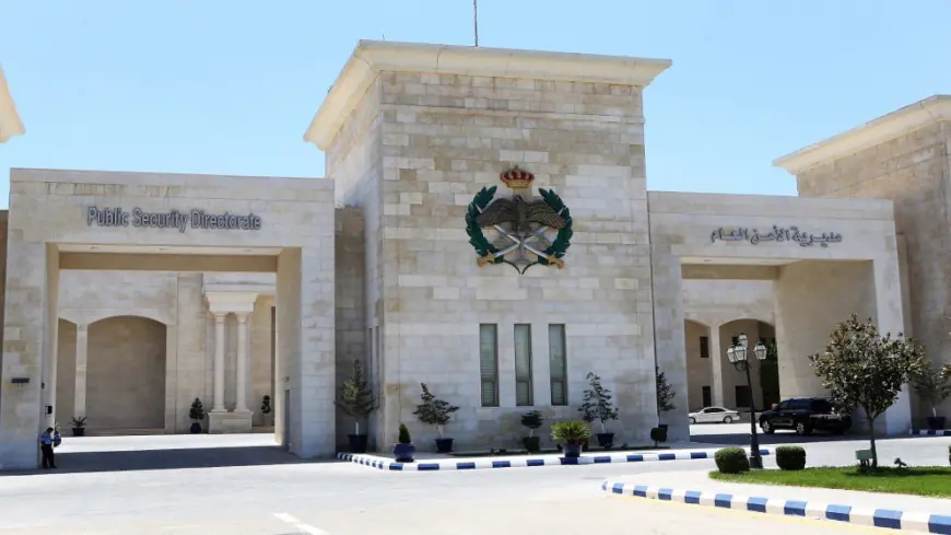 إلقاء القبض على 3 أحداث من جنسية عربية ظهروا بفيديو يسيئون للعلم الأردني