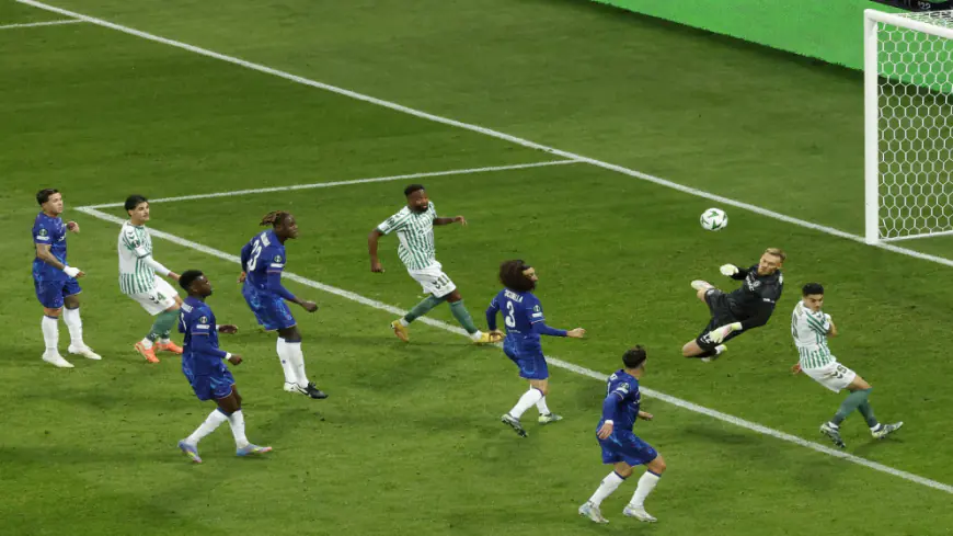 تشيلسي يتوج بطلاً لدوري المؤتمر الأوروبي بعد انتصار ساحق على ريال بيتيس