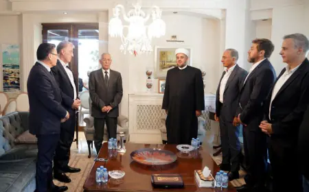 مندوبا عن الملك وولي العهد...العيسوي يعزي آل مرعي